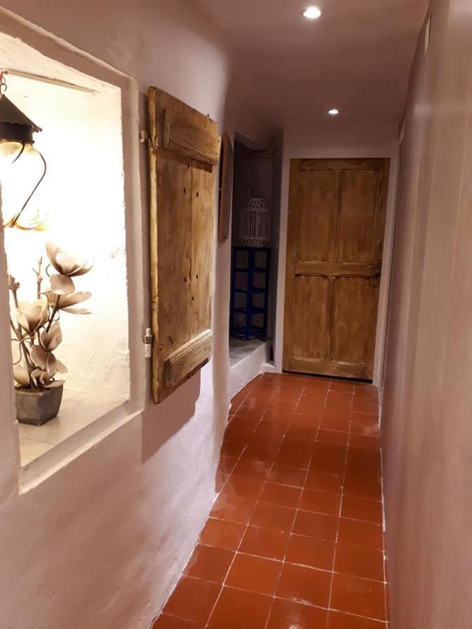 ホテル Gite De Provence - Bayons エクステリア 写真